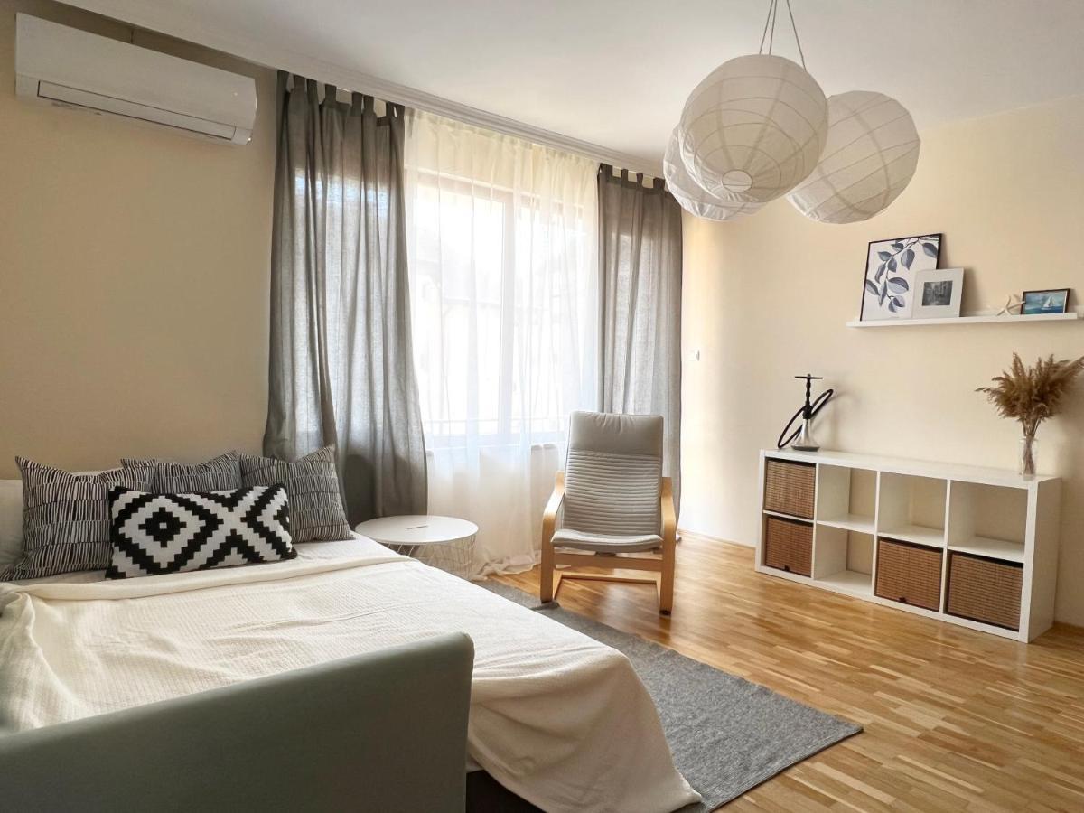 Lovely Apartment With Balcony In Pomorie Old Town By Flat Mаnаger מראה חיצוני תמונה